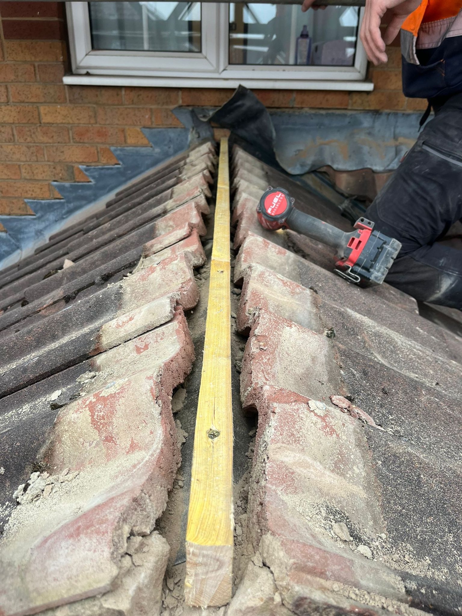 Why Homeowners Shouldn’t Delay Roof Repairs Until Spring